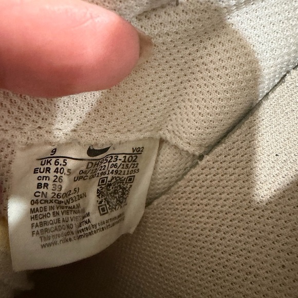 Nike Size9 Women's Waffle Debut Sneakers Beige/Black - Picture 4 of 9